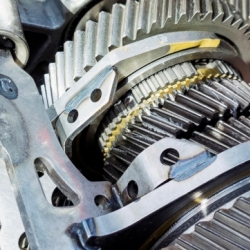 Gears in the gearbox  transmission repair